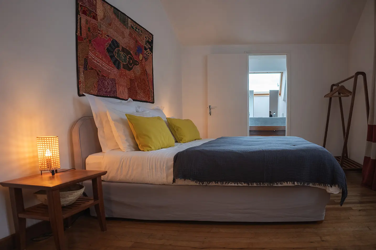 hara room fivoystay